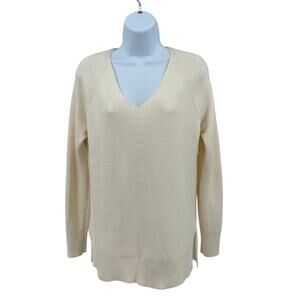Athleta Sweater WMNS S Cream Ribbed V Neck Lightweight Knit Soft Minimalist